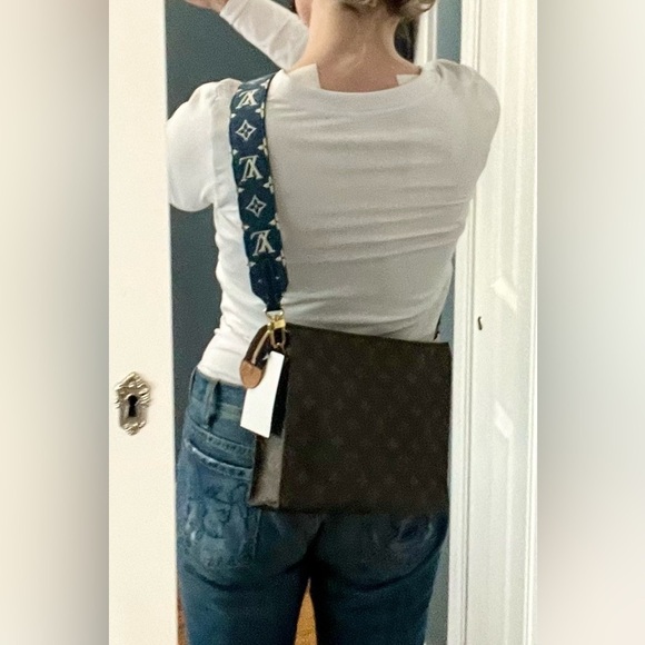 Louis Vuitton Denim Bandolier Strap. 35” long. Impossible to find! - Picture 14 of 16